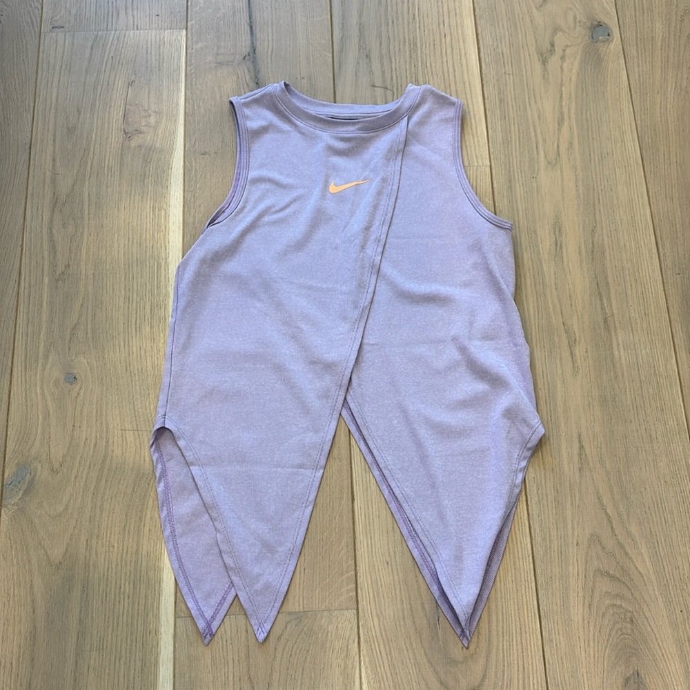 Girls Nike purple shirt